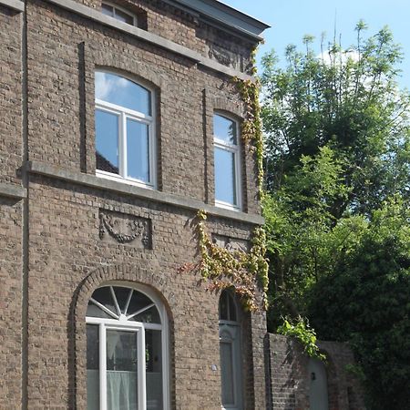 Maison Et Jardin De Charme - Bruxelles Sud Villa Luaran gambar